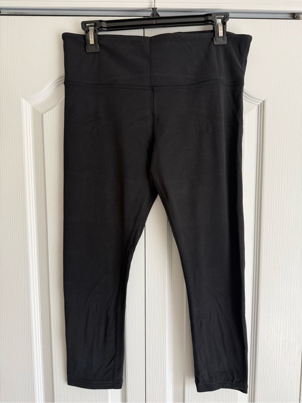 Athleta - Black Women’s Capri Leggings